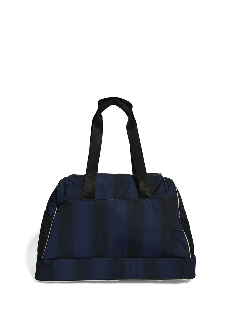 اديداس اوريجينالز Football Inspired Large Gymbag