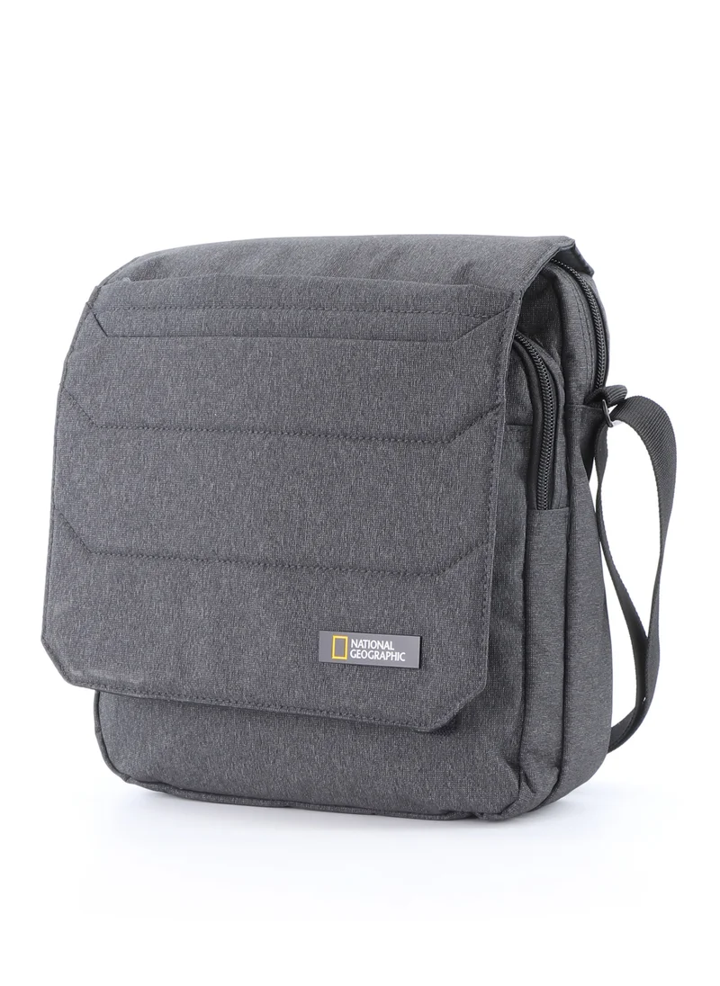 NATIONAL GEOGRAPHIC National Geographic Pro Shoulder Bag Dark Grey, Stylish for Men and Women Compact and Versatile, Portable Organizer for Travel, Business, University