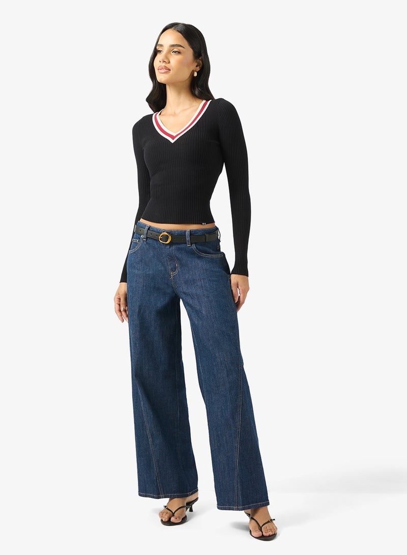 جس كنزة بياقة على شكل حرف  وأكمام طويلة مضلعة - Image 4