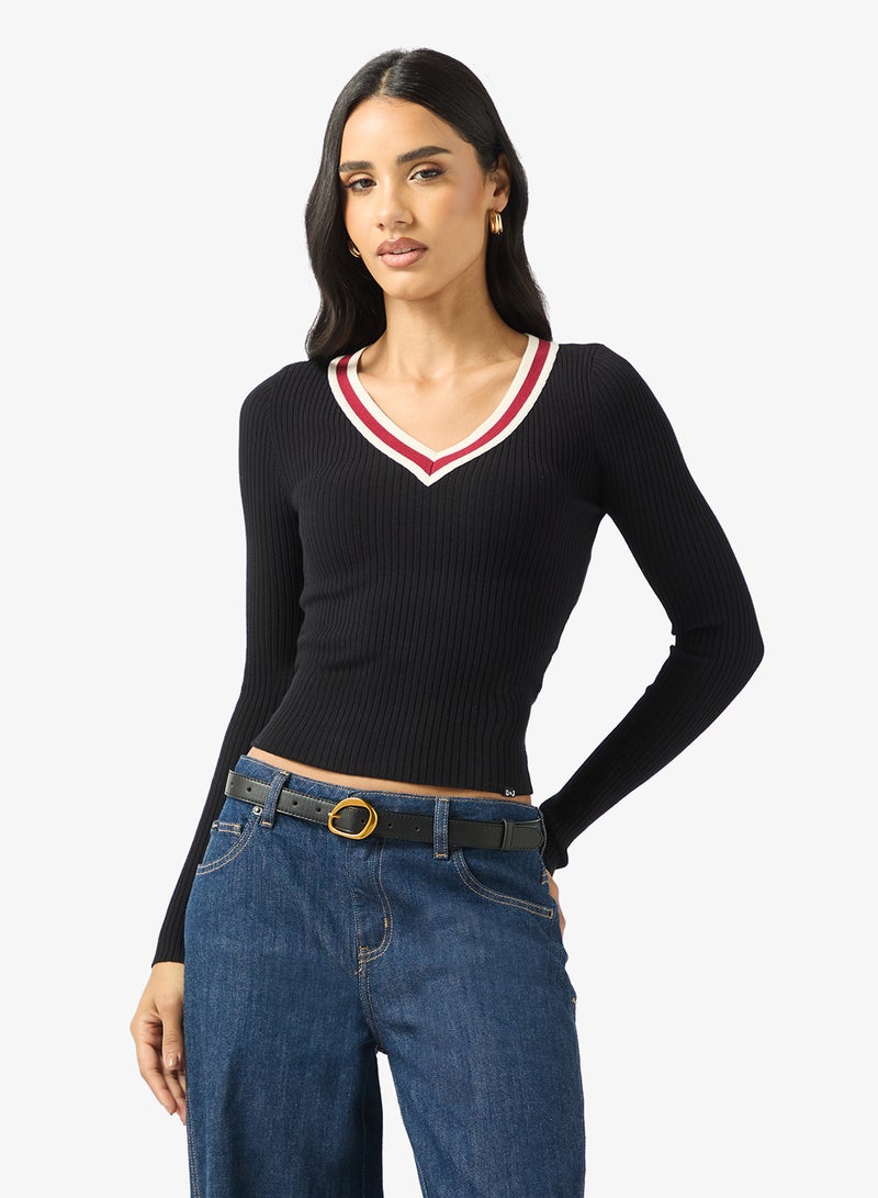 جس كنزة بياقة على شكل حرف  وأكمام طويلة مضلعة - Image 1