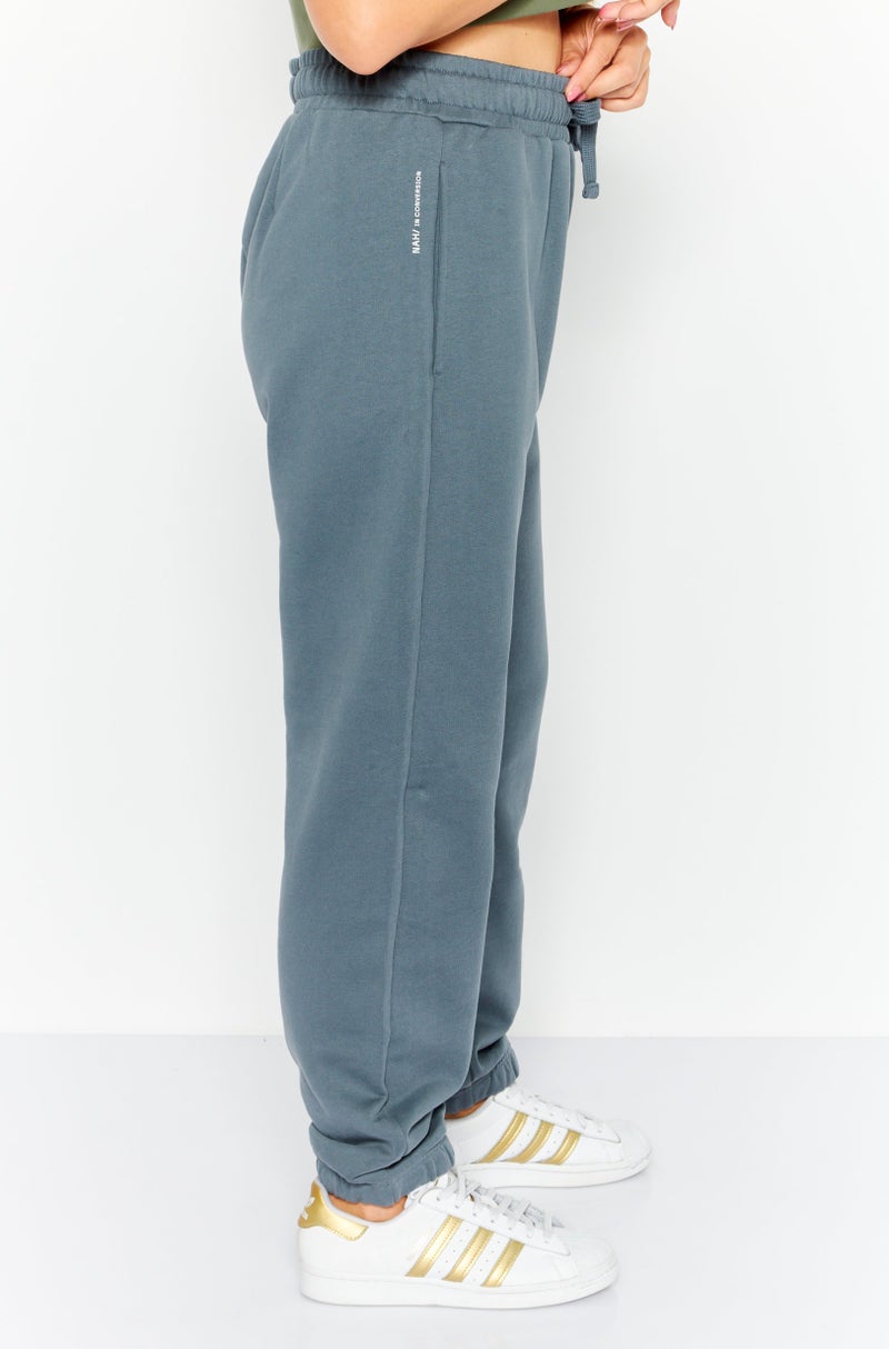 NAH/ Studio Women Regular Fit Plain Sweatpants, Grey - Image 2