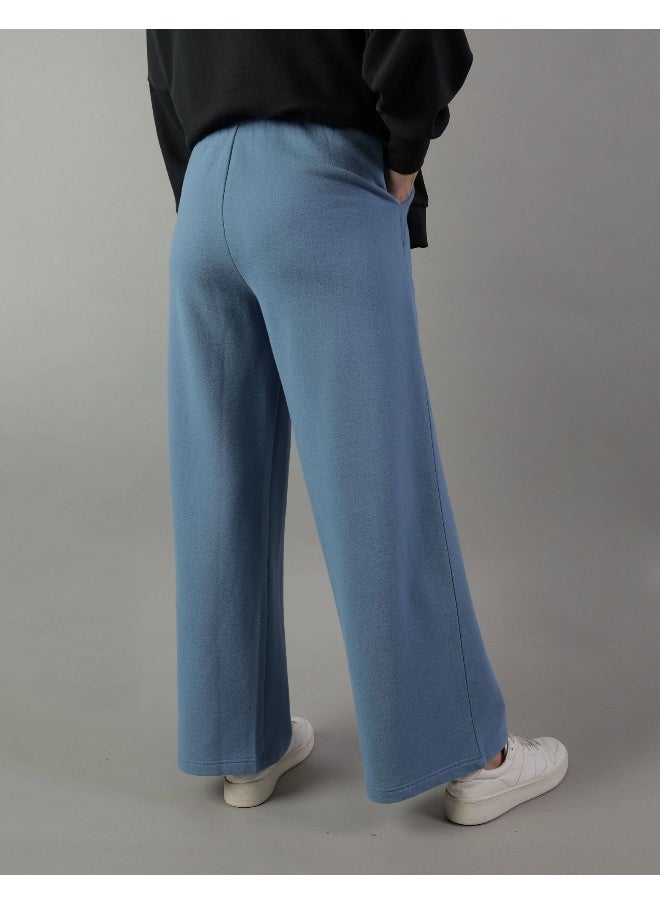 AE Graphic Wide-Leg Fleece Sweatpant - pzsku/ZB95580AAEA6142D5FD09Z/45/_/1739947727/ff48a71a-835e-4995-926c-476833493e0c