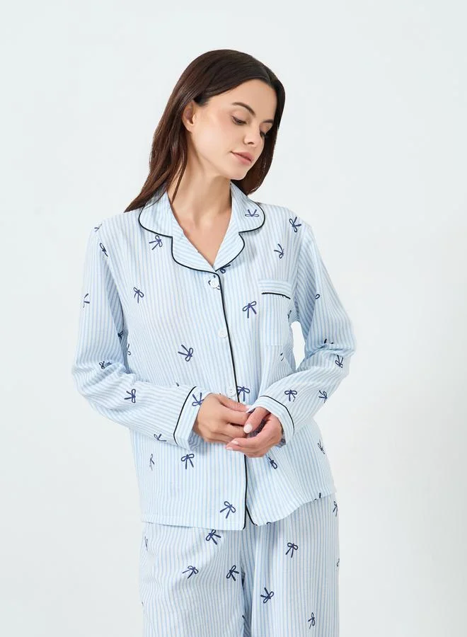 تايك تو طقم بيجاما من بنطال وبلوزة مخططة بطبعة عقدة