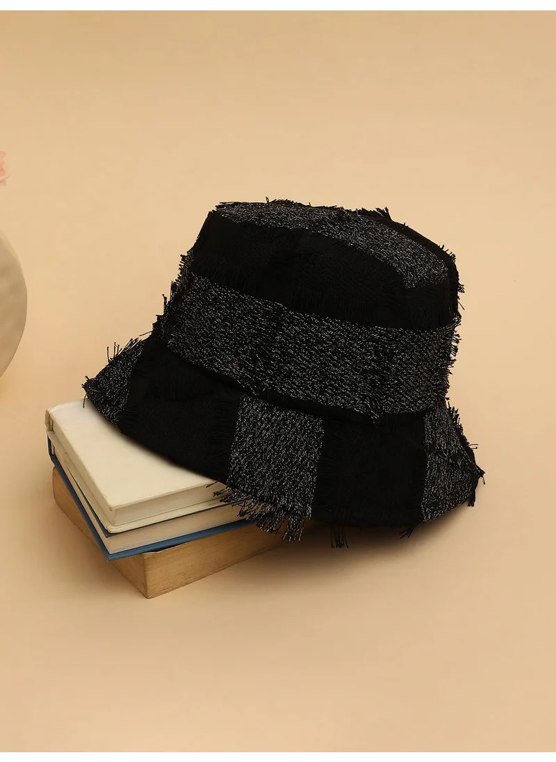 صوص هاوت Distressed Bucket Hat - Midnight Black