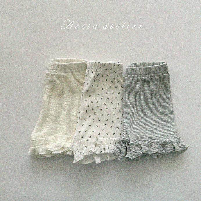 Baby Girls Cotton Lace Princess Shorts - Image 3