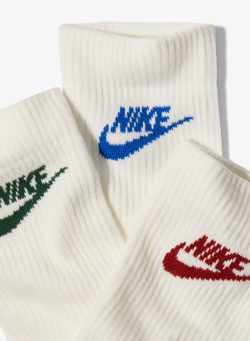 Nike 3-Pack Everyday Elevated Futura Crew Socks - Image 2