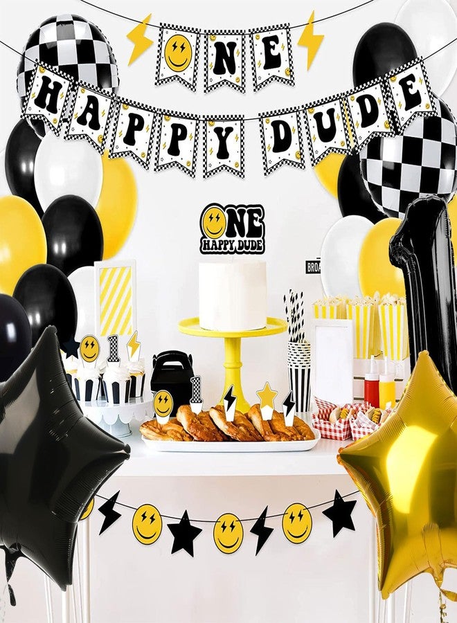 وولاين مجموعة زينة حفلات عيد ميلاد "والاين" مكونة من 48 قطعة: بالونات صفراء وبيضاء وسوداء، بالونات مربعة، بالونات رقم واحد، لافتة زينة، زينة كعكة عيد الميلاد الأول بتصميم وجه مبتسم. - Image 4