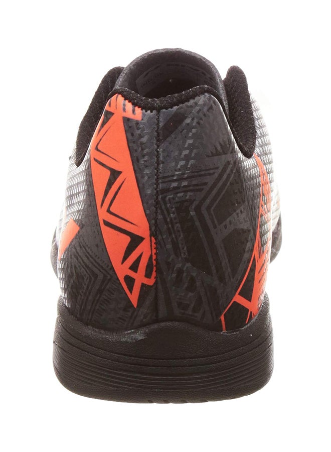 نيفيا أحذية كرة القدم لكرة الصالات القوة | المقاس: 8 المملكة المتحدة/ 9 الولايات المتحدة/ 42 الاتحاد الأوروبي | الجزء العلوي من الجلد الصناعي PVC، نعل داخلي مصبوب| الحد الأدنى من امتصاص الماء/مقاوم للماء - Image 3