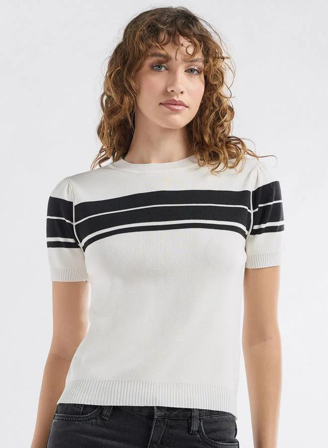 سبلاش فيڤ تيشيرت مخطط بياقة ضيقة وأكمام قصيرة