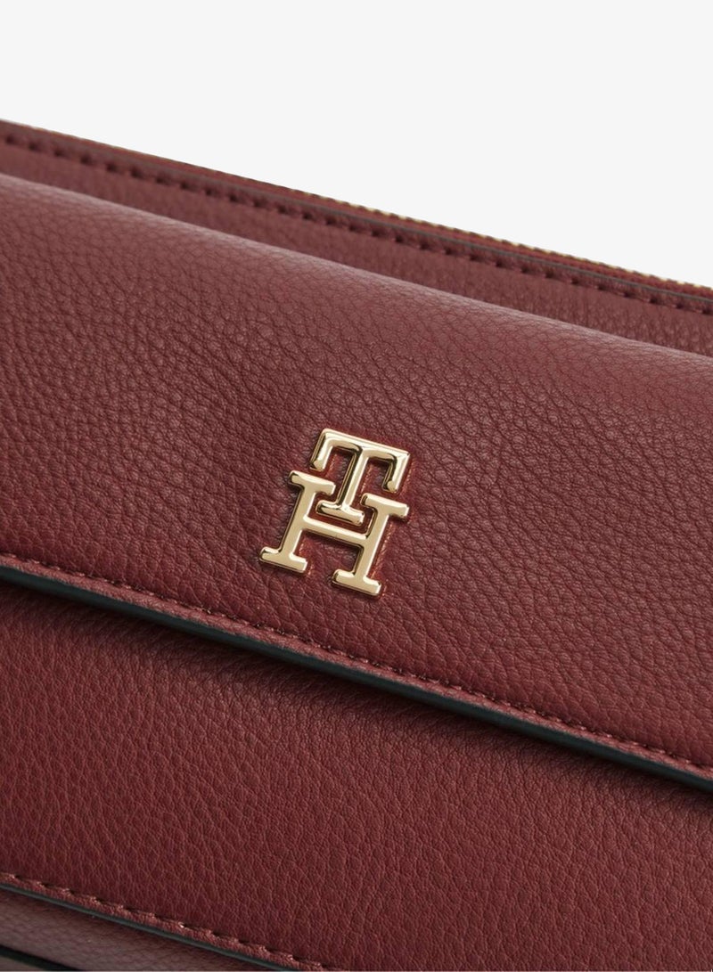 TOMMY HILFIGER Hilfiger Icon Crossbody Camera Bag - Image 3