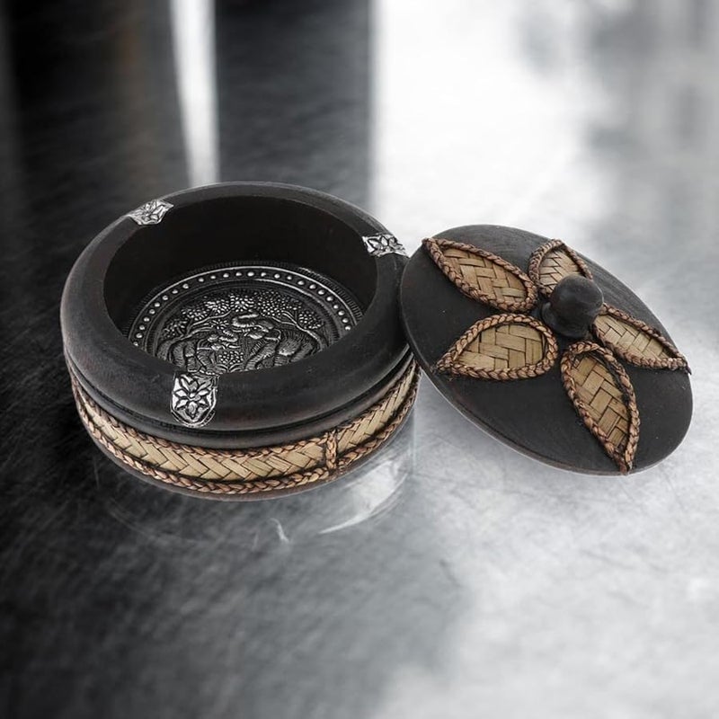 Handcrafted Wooden Ashtray With Lid For Restaurants And Public Spaces M Color - Image 4