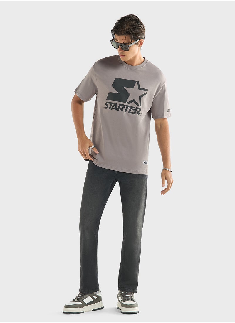FAV Print Crew Neck T-Shirt  - Image 4
