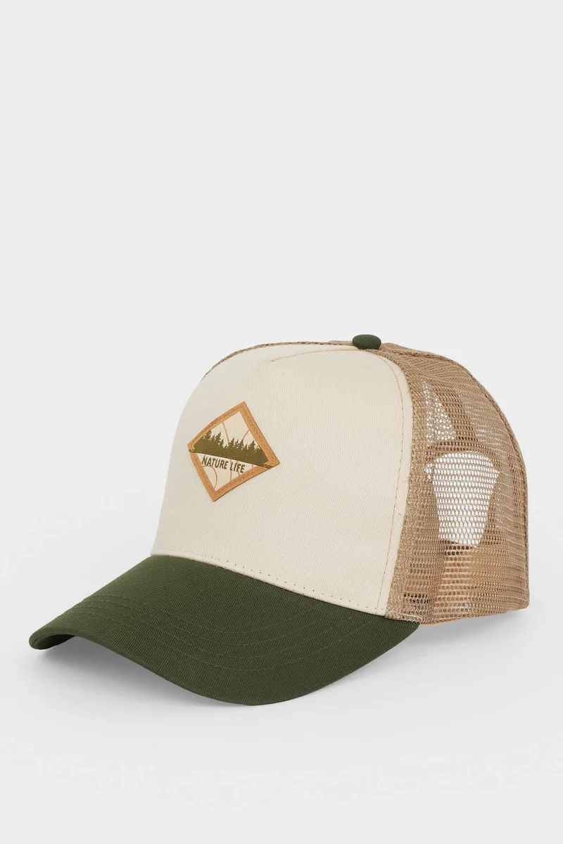 ديفاكتو Man Label Printed Denim Baseball Cap