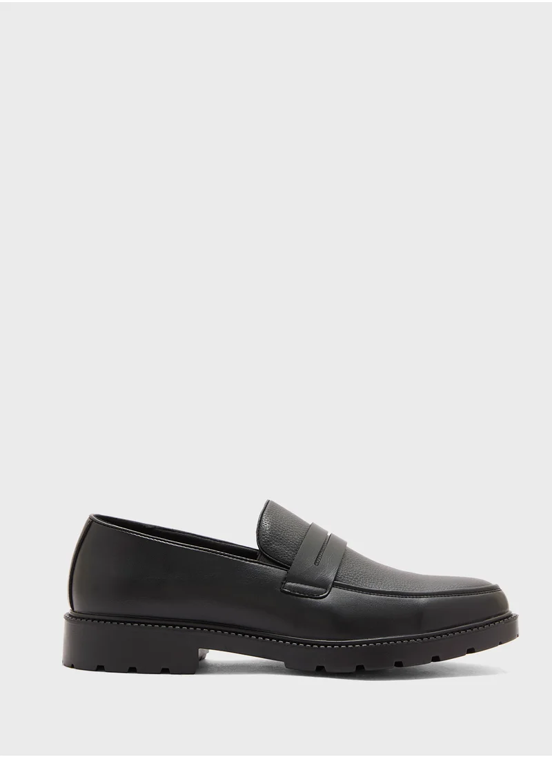 روبرت وود Chunky Sole Formal Slip Ons