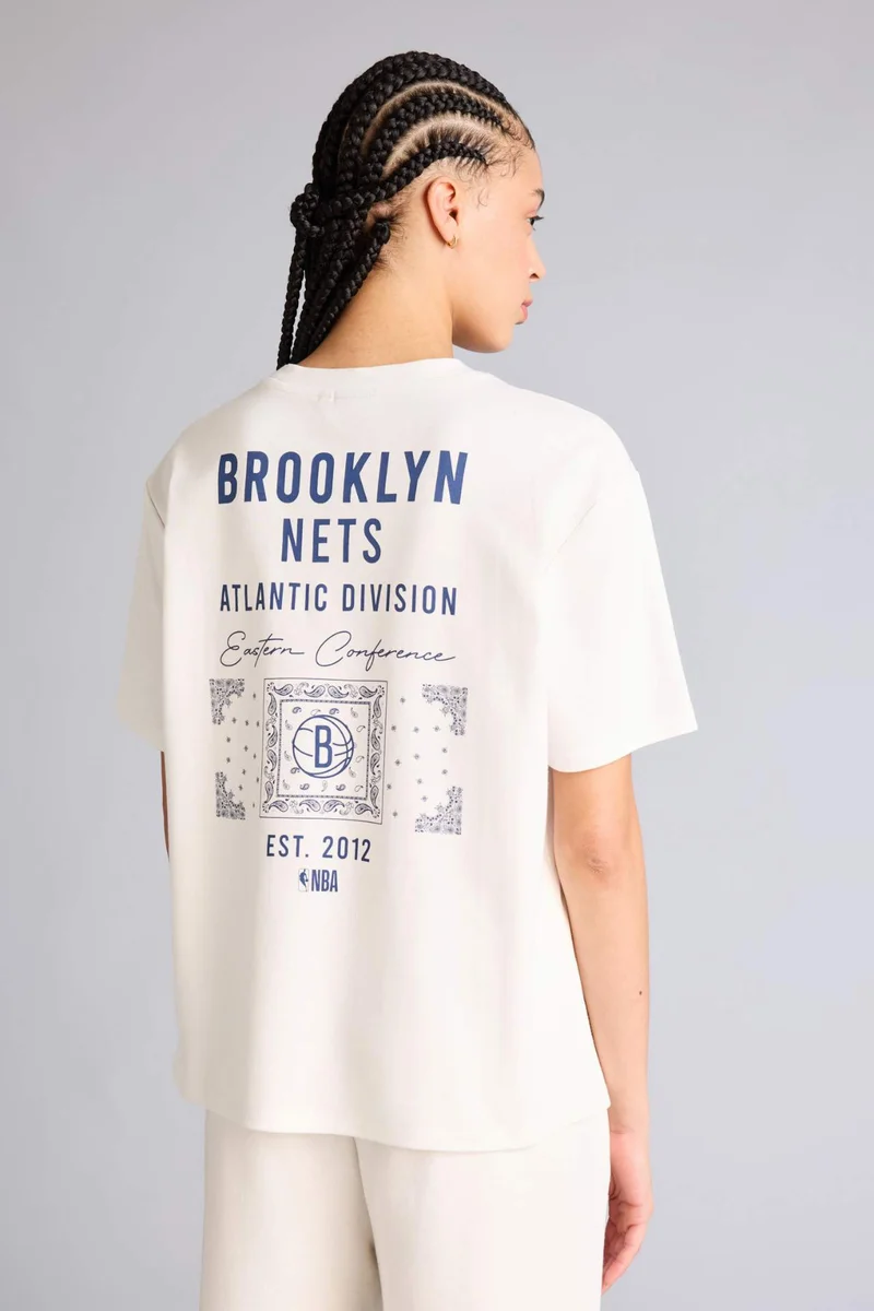 DeFacto Relax Fit Short Sleeved NBA Brooklyn Nets T-Shirt