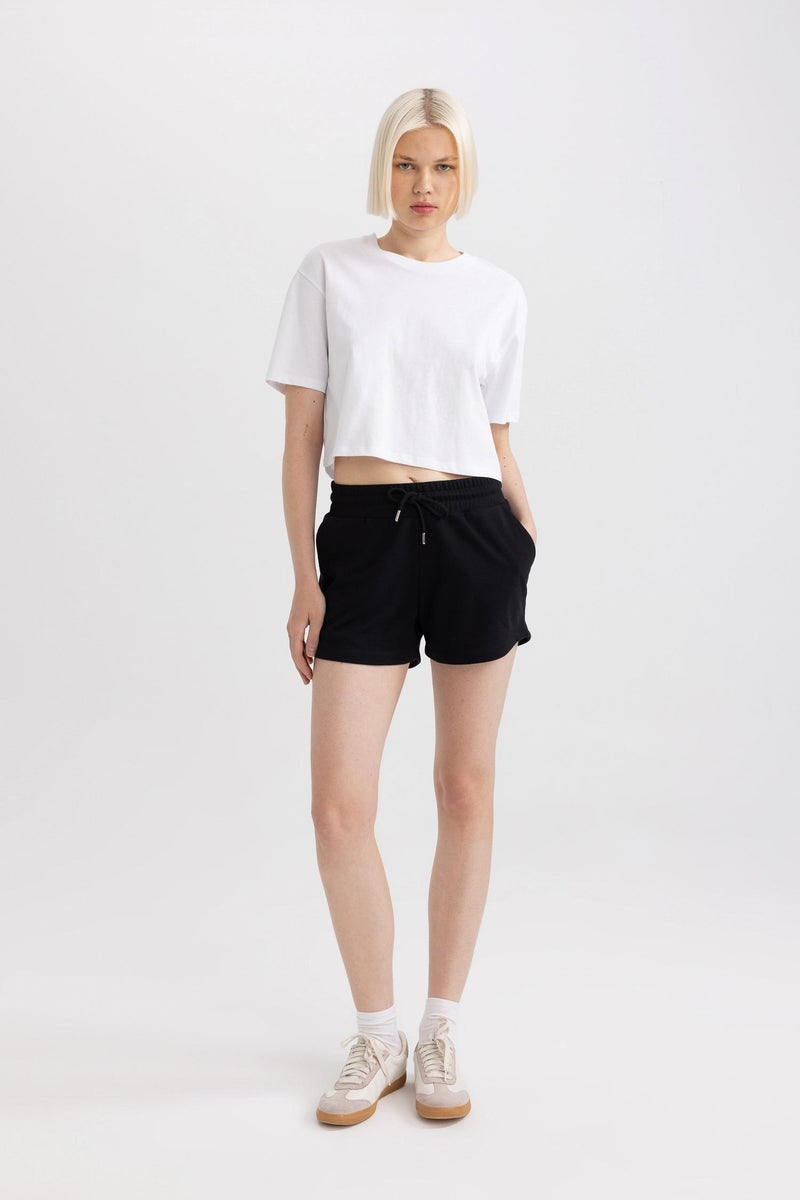 DeFacto Black Woman Regular Fit Normal Waist Regular Hem Bermuda Casual - Image 1