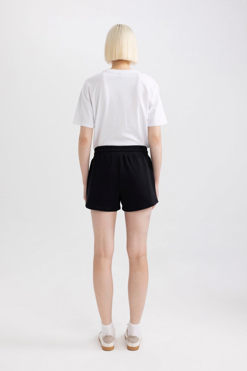 DeFacto Black Woman Regular Fit Normal Waist Regular Hem Bermuda Casual - Image 5