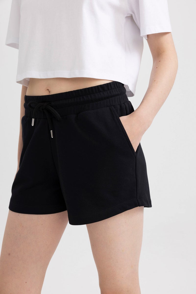 DeFacto Black Woman Regular Fit Normal Waist Regular Hem Bermuda Casual - Image 4