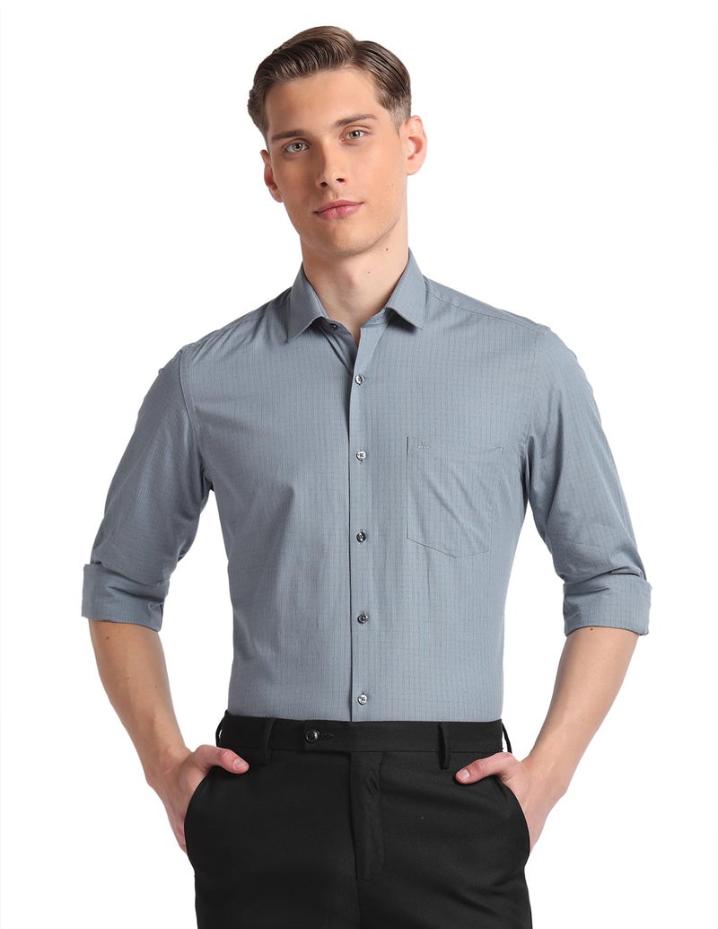 Arrow Men Slim fit Cotton Checked Long Sleeves Cutaway Collar Shirt(ARADOSH0797A_Grey_42) - Image 1