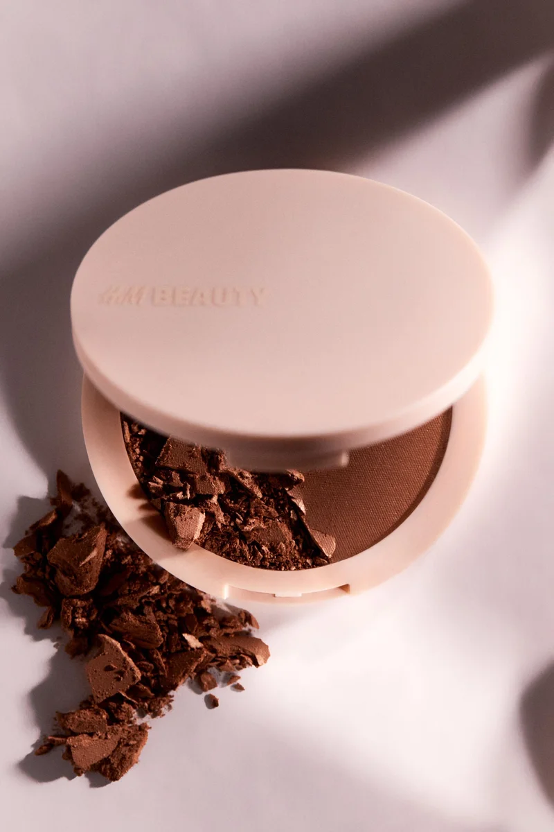 H&M Pressed powder bronzer