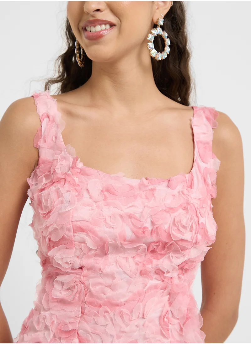 جينجر 3D Rose Applique Bodycon Dress