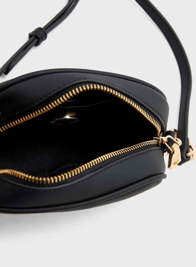 لوف موسكينو Logo Detailed Zip Over Crossbody