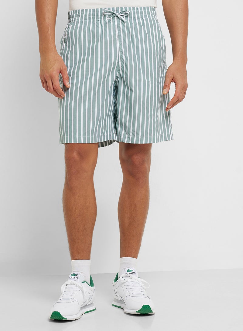 لاكوست شورت مخطط بقصة مريحة - Image 1