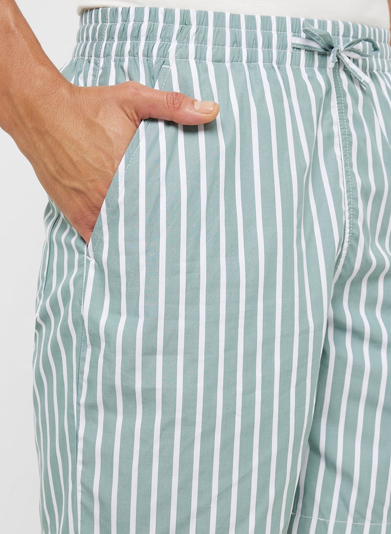 لاكوست شورت مخطط بقصة مريحة - Image 4