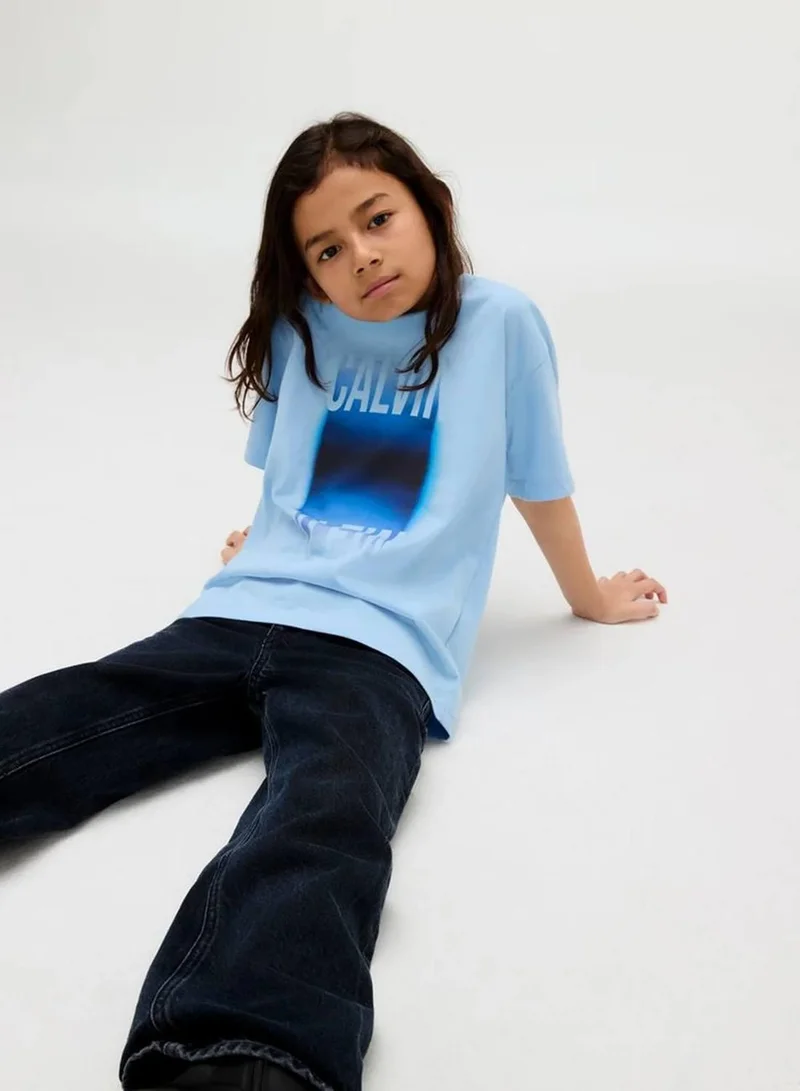 Gradient Graphic Logo T-Shirt