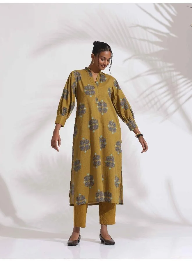 ترو برونز trueBrowns Green Cotton Print Straight Kurta Set