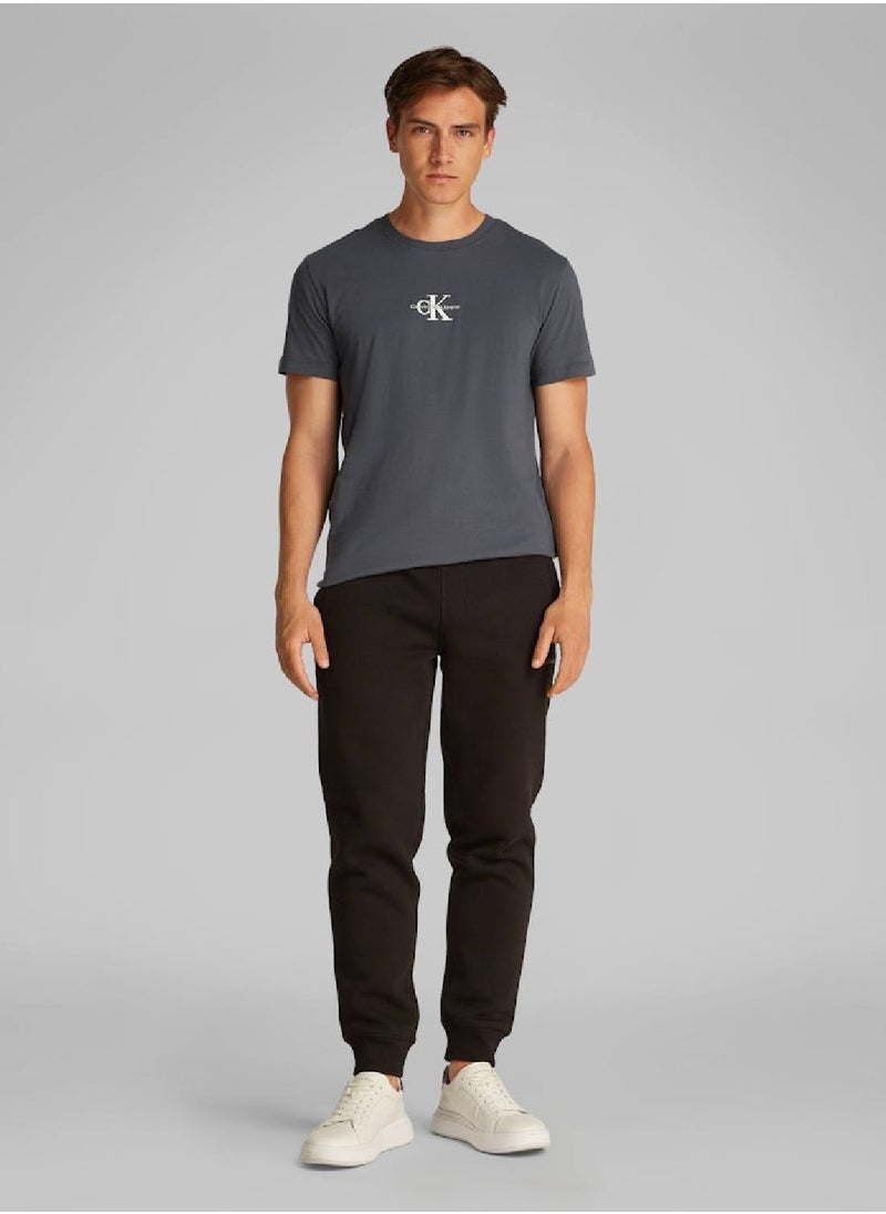 Calvin Klein Jeans Men's Monogram T-Shirt - Cotton, Grey  - Image 4