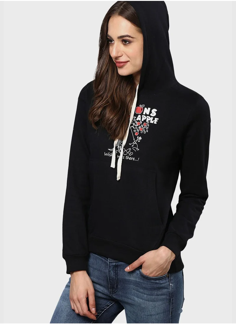 Campus Sutra Front Pocket Printed Hoodie