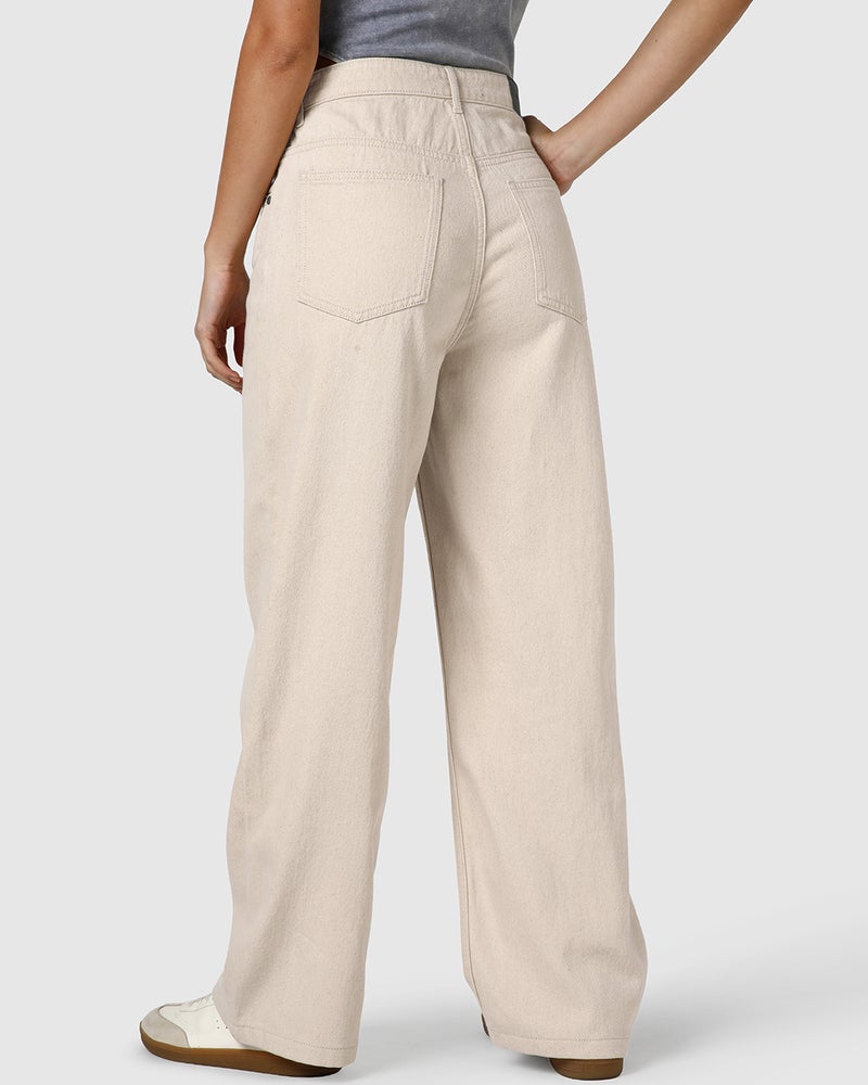 bewakoof Women's Off White Straight Fit Jeans - Image 3