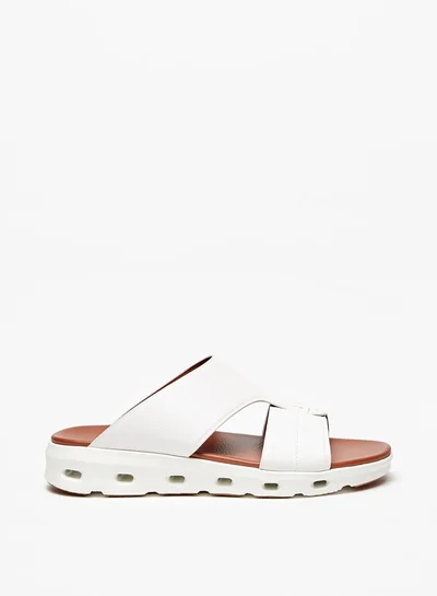 لو كونفورت Men's Solid Slip-On Arabic Sandals