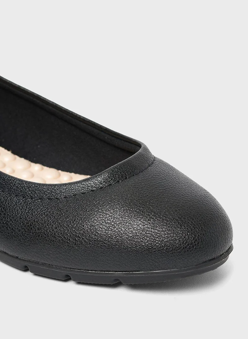 MODARE Alison Flat Ballerinas