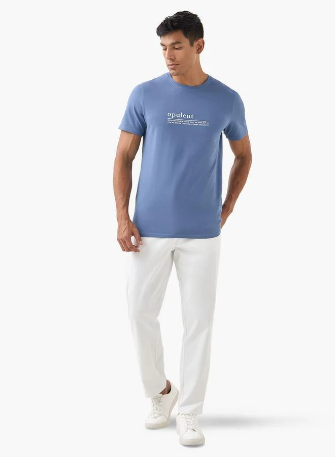 ايكونيك تيشيرت بطبعة حروف أيقونية