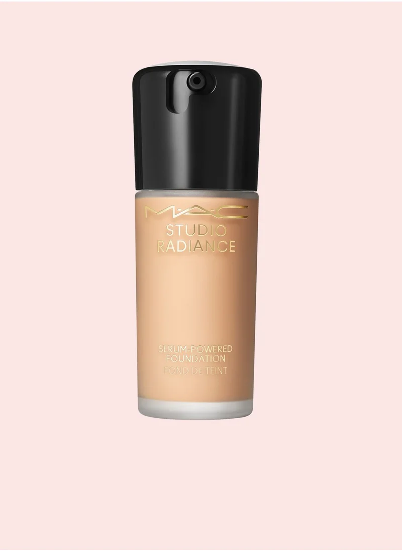 MAC Cosmetics Studio Radiance Serum Powered Foundation - NW20