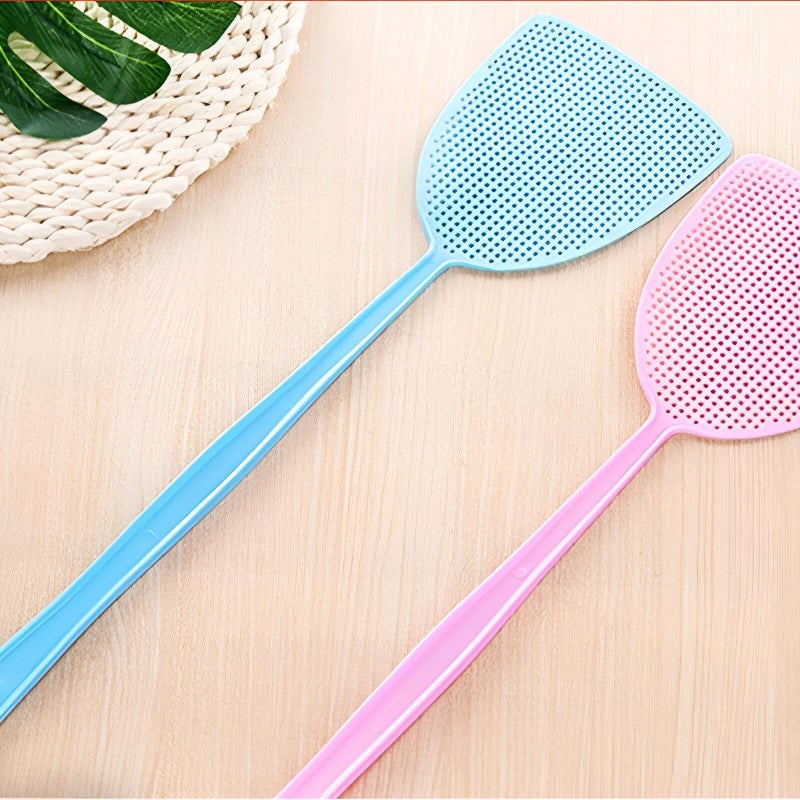 Pest Control - Long-Handled Fly Swatters Made from Sturdy Plastic, Assuring Easy Bug Elimination in Assorted Random Colours That Brighten Your Day (2 piece of the color shown) - Image 1