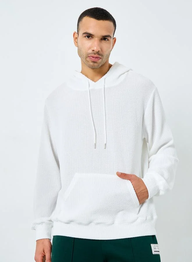 Styli Styli White Crinkle Textured Oversized Hoodie