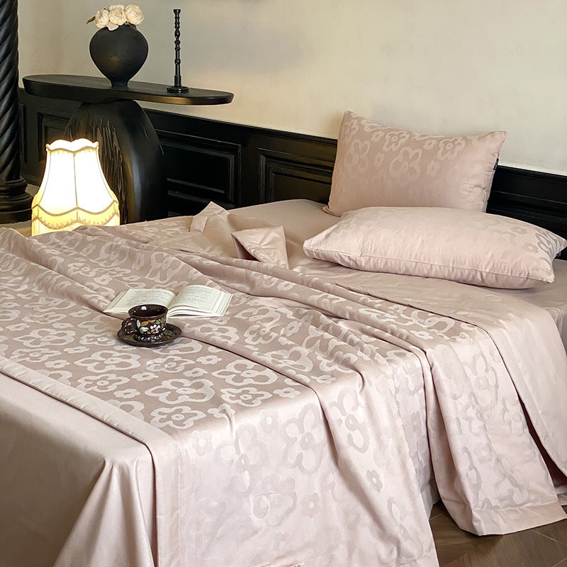 Duoduo Light Pink Summer Quilt - Lightweight Soybean Fiber, Machine Washable - Image 1