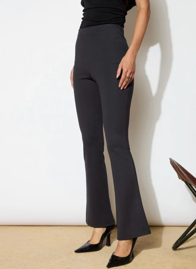 SASSAFRAS Women Slim Fit Black Trousers