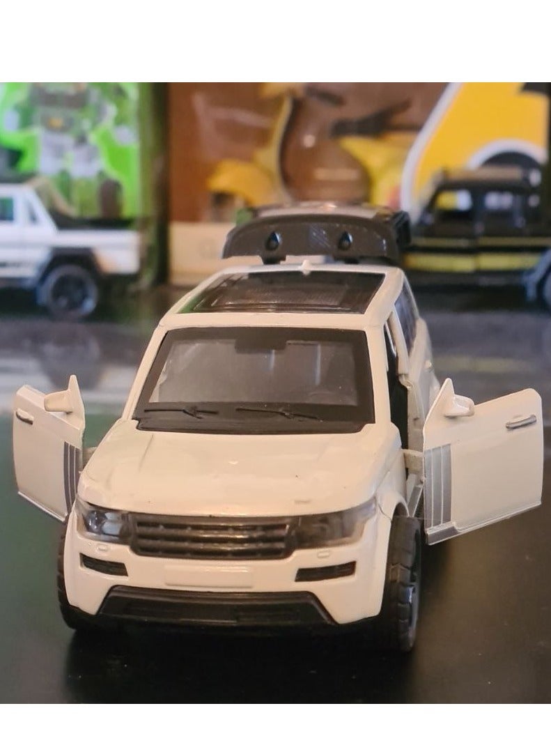 Range Rover DIE CAST/LIGHT/DOOR OPEN - Image 1
