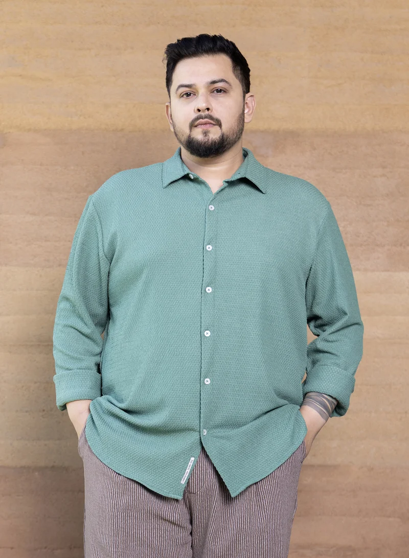 انستافاب بلس قميص رجالي من نسيج ساج أخضر مريح مقاس بلس