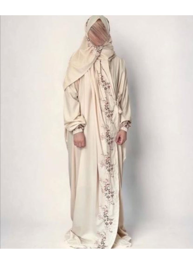 Embroidered women's prayer garment