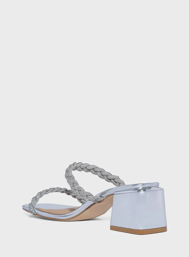 ترافل من نمشي Double Diamante Braid Strap Sandal