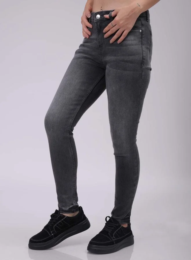 مرفوعة Women Skinny Fit Solid Mid-Rise Jeans