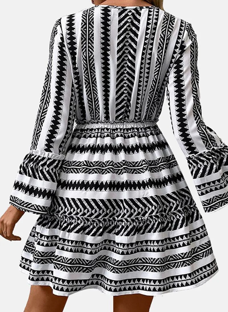 يونيكي Black Basic Printed V Neck Long Sleeve Dress