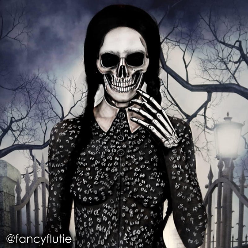 Mehron Makeup Paradise Makeup AQ Refill - Water Activated Face & Body Paint in Black, 0.25 oz (7 ml) - Image 3