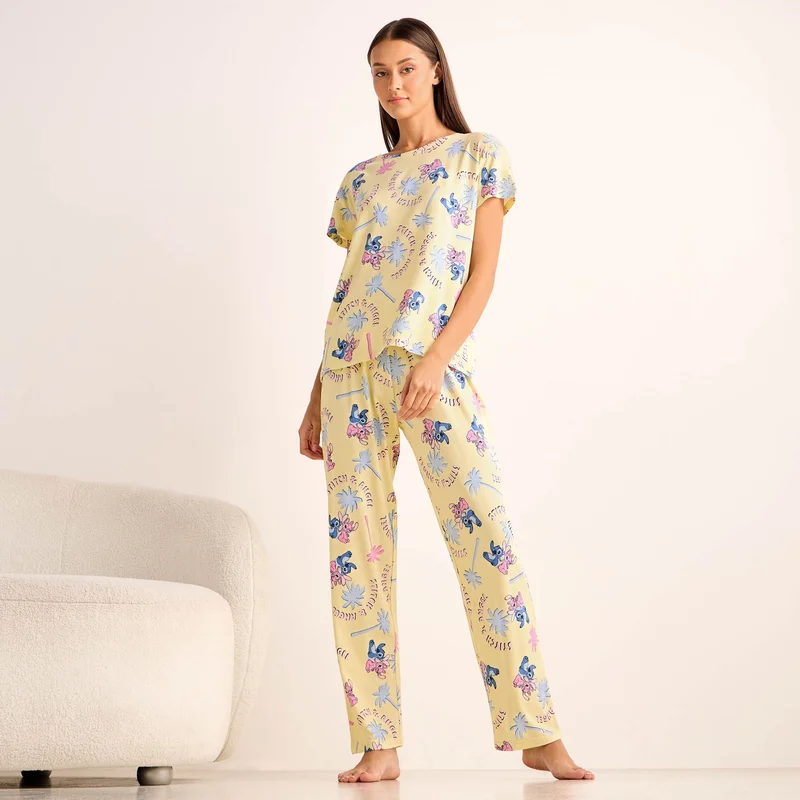 Splash FAV All-Over Stitch and Angel Print Pyjama Set