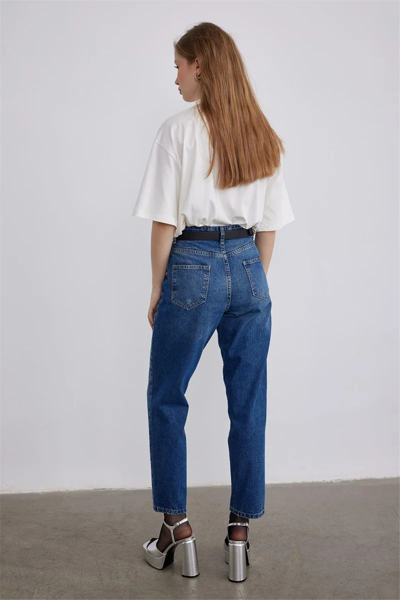سود كوليكشن Medium Blue Mom Jeans